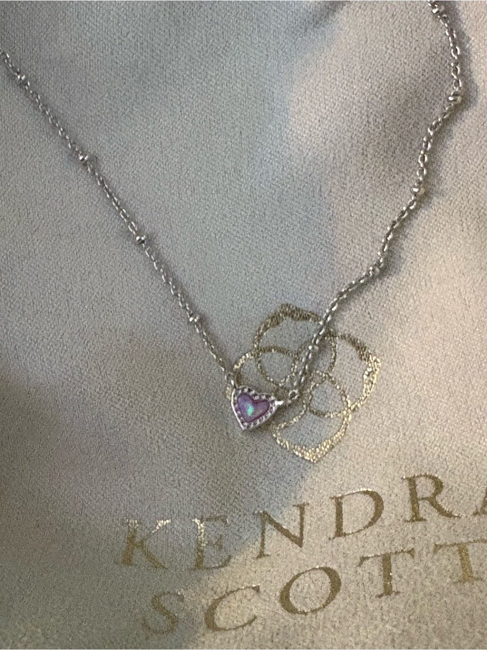 Kendra Scott mini Heart Ari Necklace in Silver Pink Opal - Picture 2 of 3